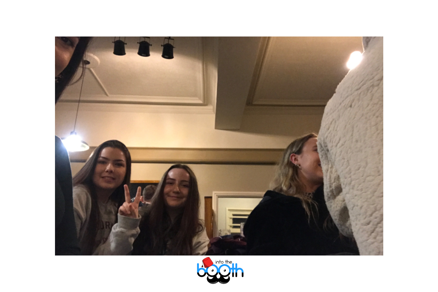 Nags Head Christmas Quiz 2019 | View more photos from the event at gallery.intothebooth.co.uk/u/IntoTheBooth/Nags-Head-Christmas-Quiz-2019